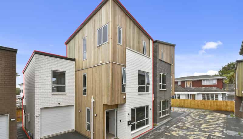 18/19 Albert Street, 