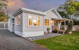 32 Hinemoa Street, Paraparaumu