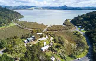 24 Wainui Road, Whangaroa