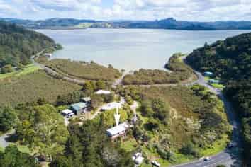 24 Wainui Road, Whangaroa
