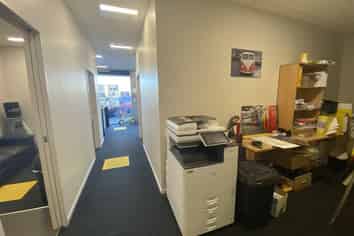 High exposure office/retail in Hobsonville