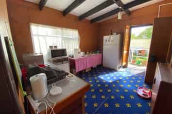 235 High Street North, Eltham