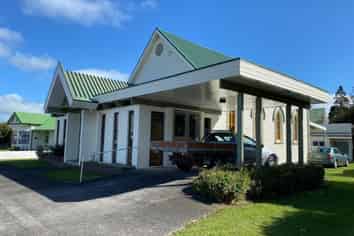 235 High Street North, Eltham