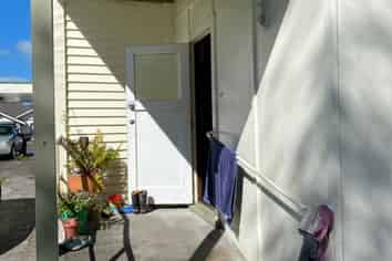 235 High Street North, Eltham