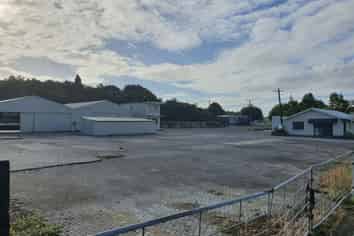 Large yard with offices and sheds