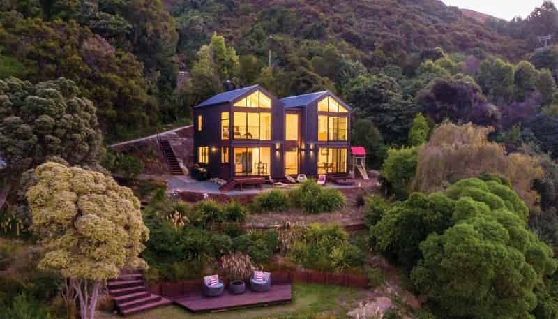 676 Cable Bay Road, Cable Bay