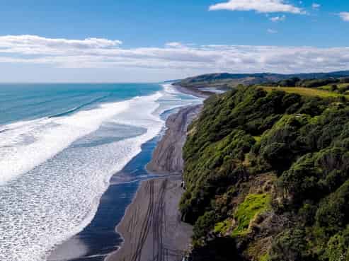 19 Ye Old Mill Road, Awakino