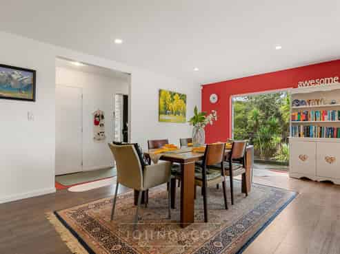 12A Felton Mathew Avenue, Saint Johns