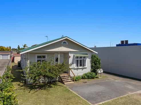 8A King Street, Whakatane