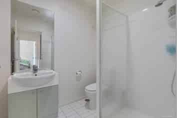 42/3 Wagener Place, Mount Albert