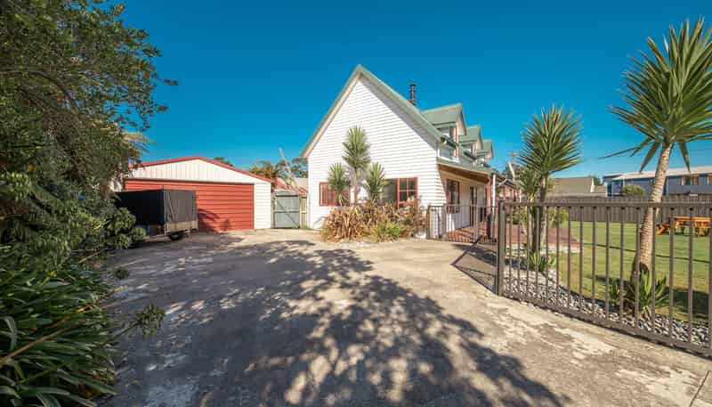 1 Derby Street, Westport