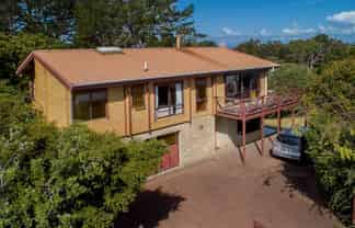 1/1129 Whangaparaoa Road, Tindalls Beach