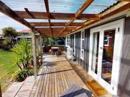 619 Waitarere Beach Road, Waitarere Beach