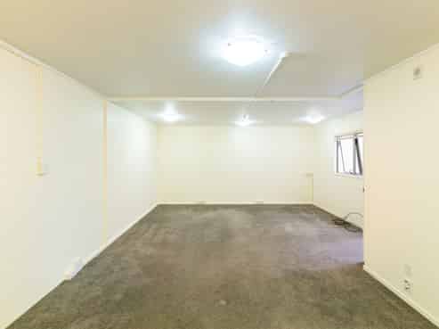 Sought After Live/Work Opportunity