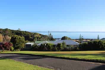 71 Stratford Drive, Cable Bay