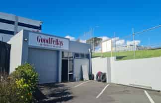 Versatile city fringe opportunity