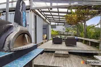 9 Beach Road, Waihi Beach