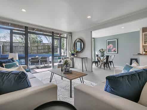 6/30B Verbena Road, Birkdale