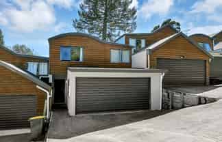 6/30B Verbena Road, Birkdale