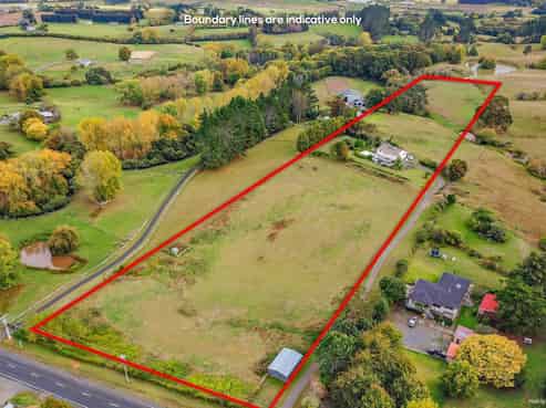 841 Runciman Road, Runciman