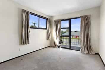 37 New Brighton Road, Shirley