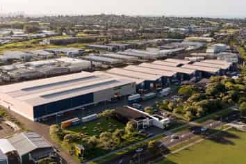 High stud industrial facility in St Johns