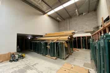 High warehouse ratio 273sqm Constellation Dr