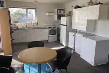 1/287 Riccarton Road, Riccarton