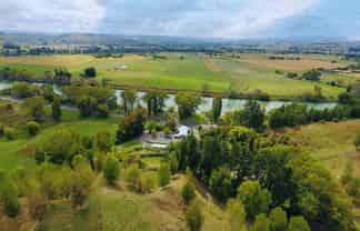 Come live the "Good life"