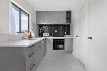 35A Secretariat Place, Randwick Park