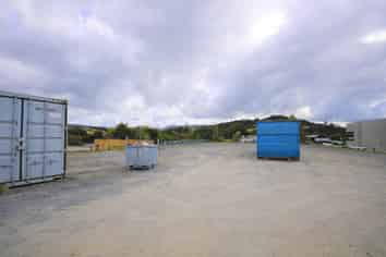 Large Warehouse + Yard - WARKWORTH