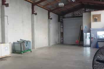 Trade/ retail on Oxford 