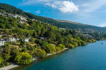 Prime Queenstown Development Site