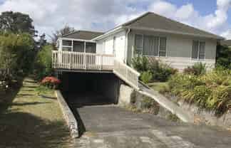 5 Salisbury Road, Birkdale