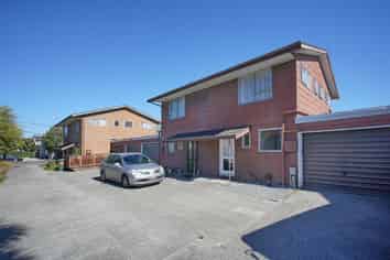 4/477 Hereford Street, Linwood