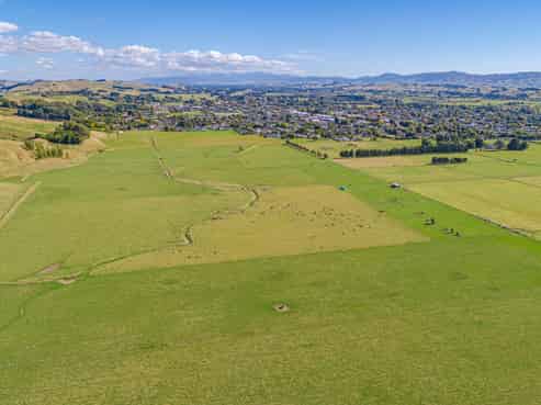 81631 State Highway 2 and Titoki Street, Pahiatua