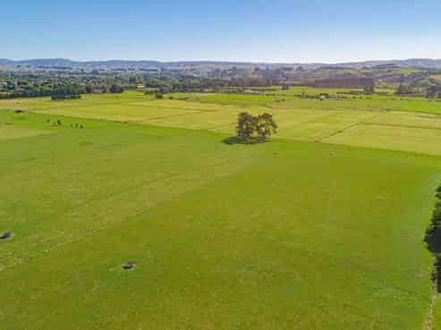 81631 State Highway 2 and Titoki Street, Pahiatua