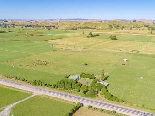 81631 State Highway 2 and Titoki Street, Pahiatua