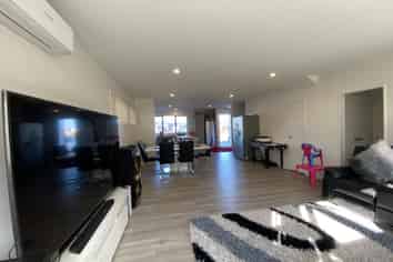 182 Walters Road, Takanini