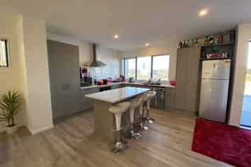 182 Walters Road, Takanini