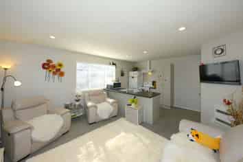 4/16 Belfast Road, Belfast