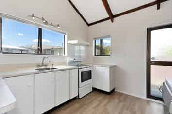 7 Emma Place, Pukete