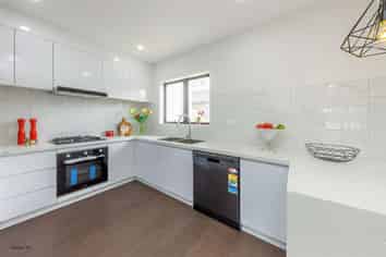 78 Kauri Heart Avenue, Takanini