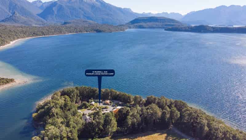 13 Murrell Avenue, Manapouri