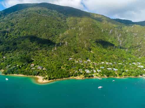  The Pines, Queen Charlotte Sound
