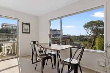 2/111 Tirimoana Road, Te Atatu South