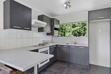 2/111 Tirimoana Road, Te Atatu South