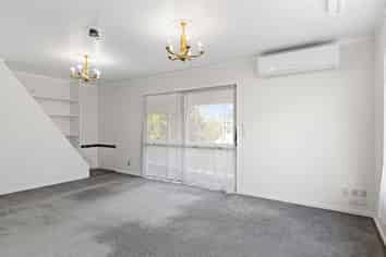 1/111 Tirimoana Road, Te Atatu South