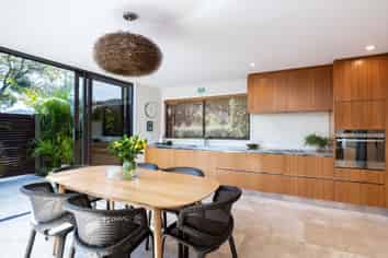 1/16 McLean Street, Strandon