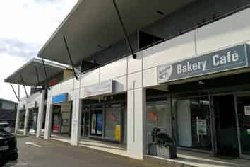 Popular Albany Central Retail Shop For Lease